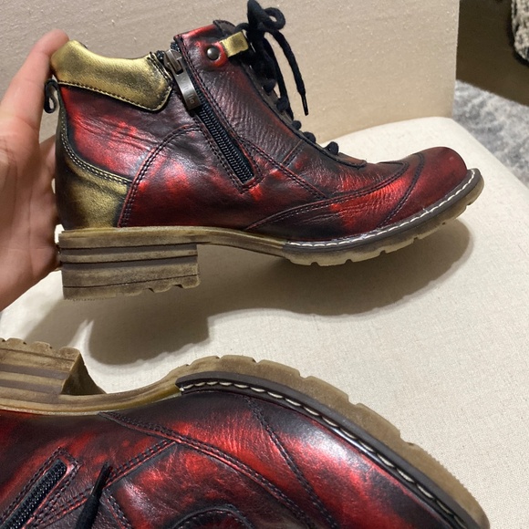 V italia Giovanni Pewter 39 Leather rare 6” boots Women's heeled red gold 8.5 - Picture 7 of 17